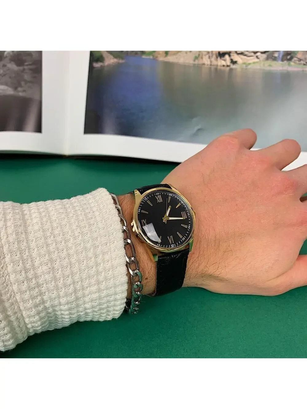 Minimalistic Black essential watch. 9 inches length. Is adjustable from 7-9